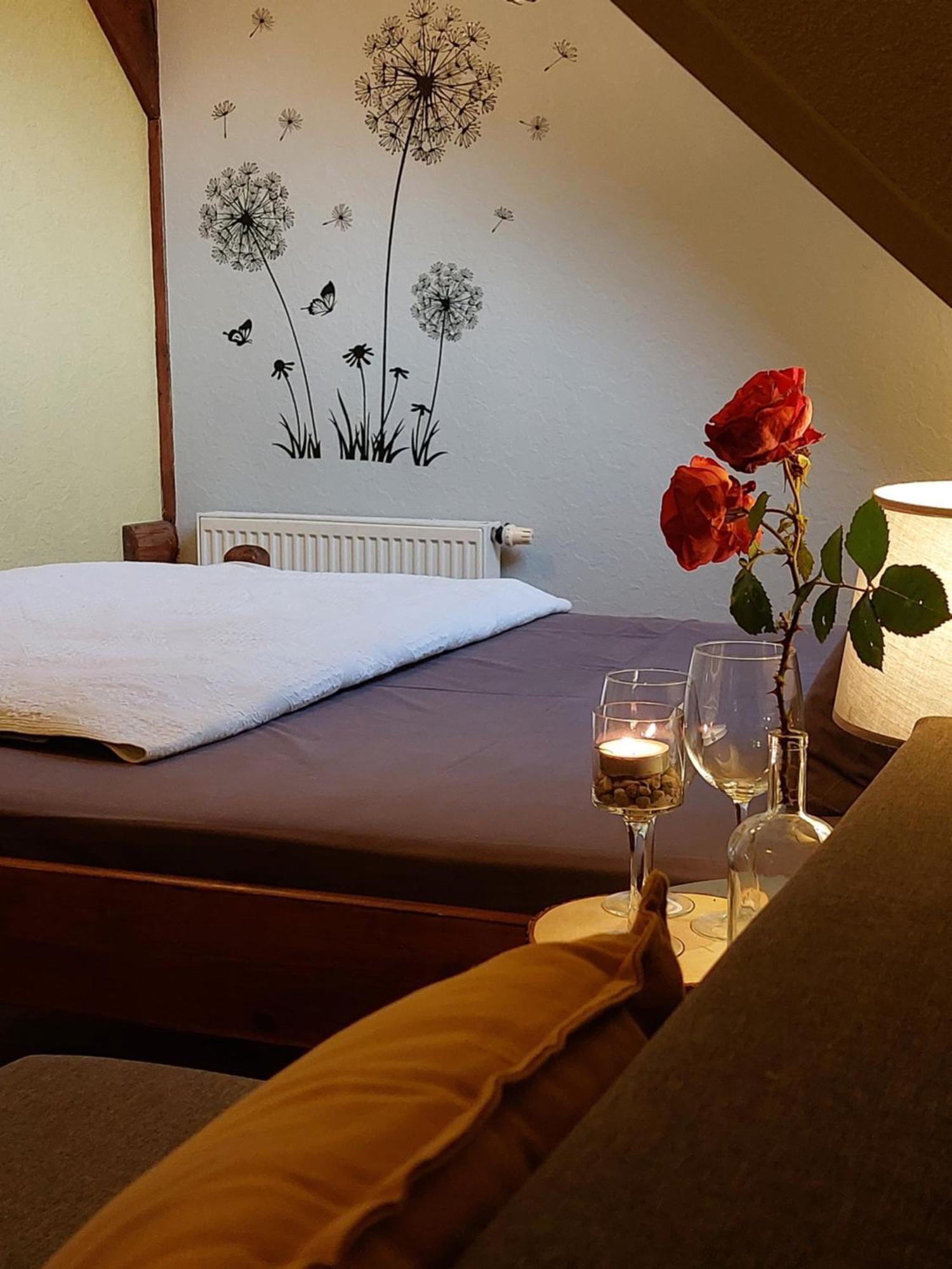 Jaun-Ievinas Hotel Rauna Bagian luar foto