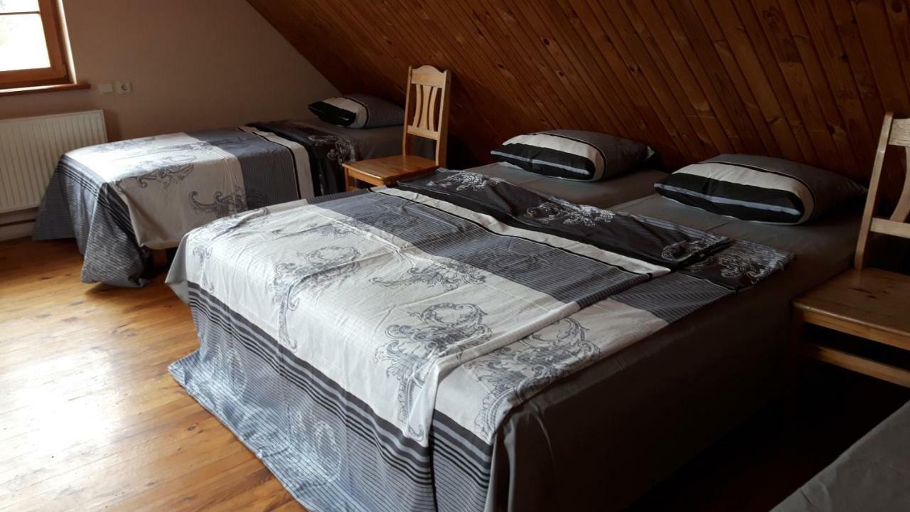Jaun-Ievinas Hotel Rauna Bagian luar foto