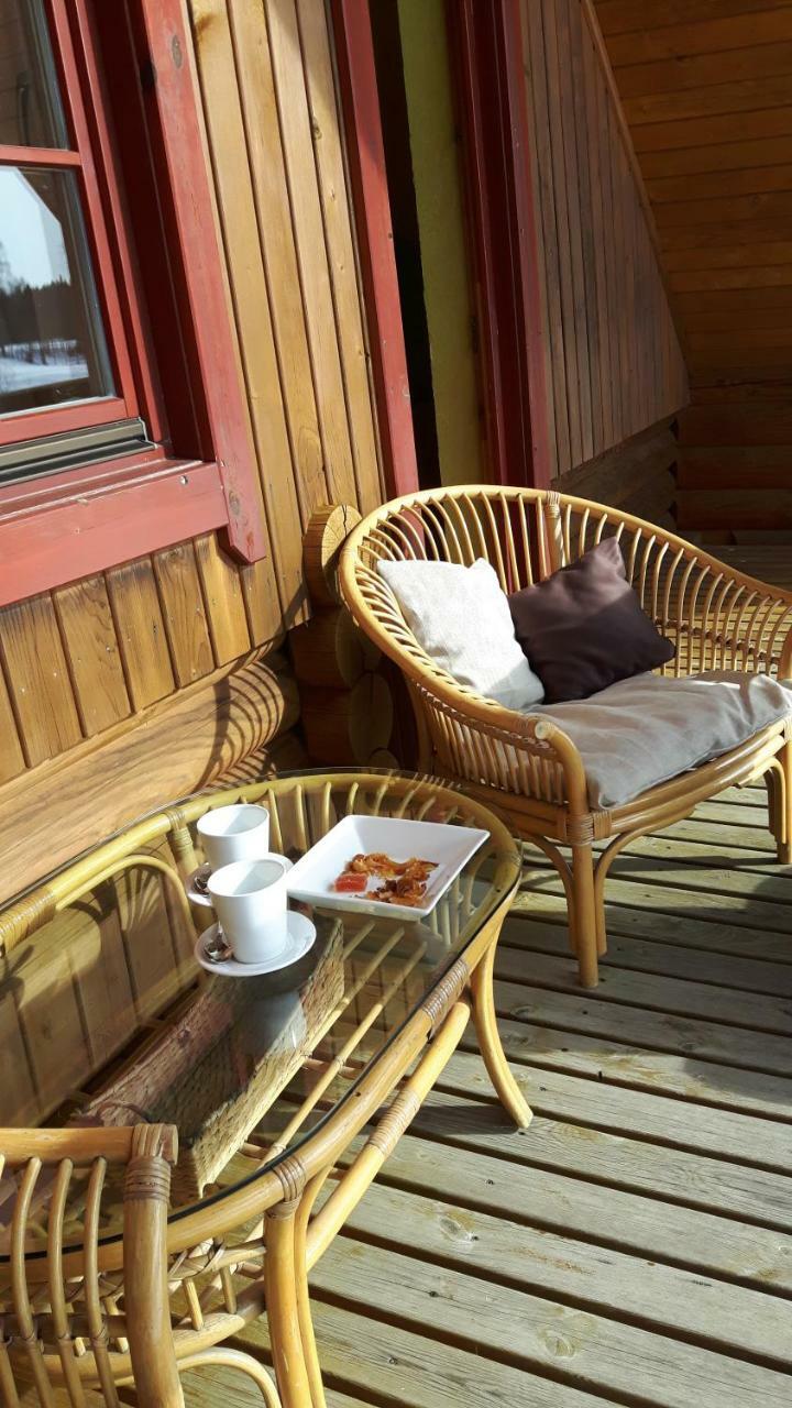 Jaun-Ievinas Hotel Rauna Bagian luar foto